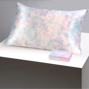 Blissy Silk Pillowcase